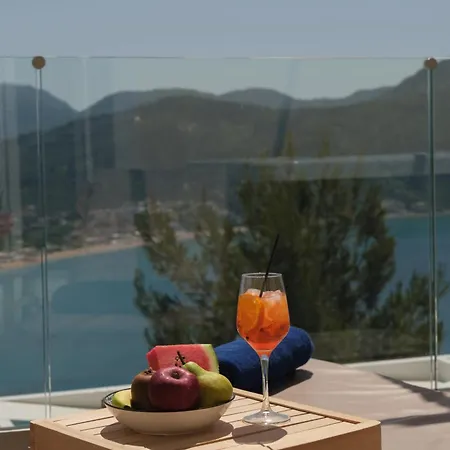 Zeus Throne Apart Otel